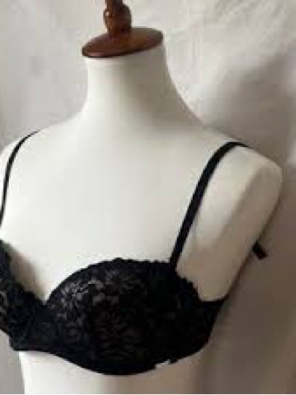 NWT $72 Tahari Black Floral Strapless 36C